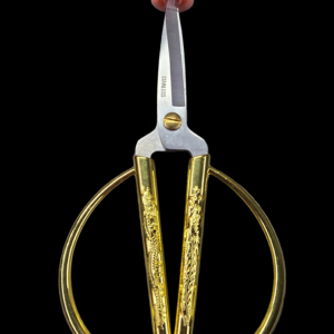 professional sewing giant 5 3/4" very sharp beautiful large dragon scissors. great reviews with over 100 sold!